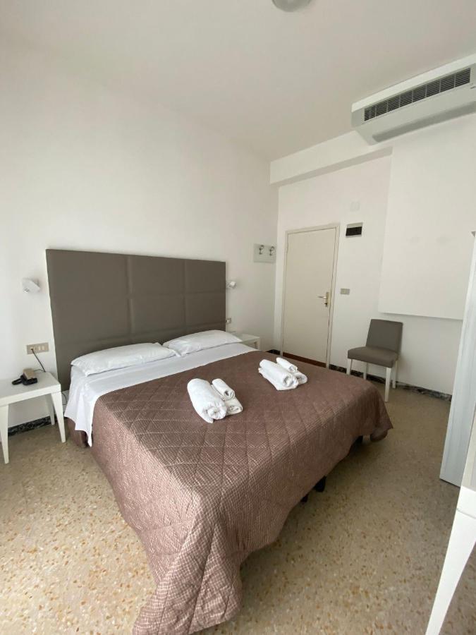 Hotel Silver Rimini Extérieur photo