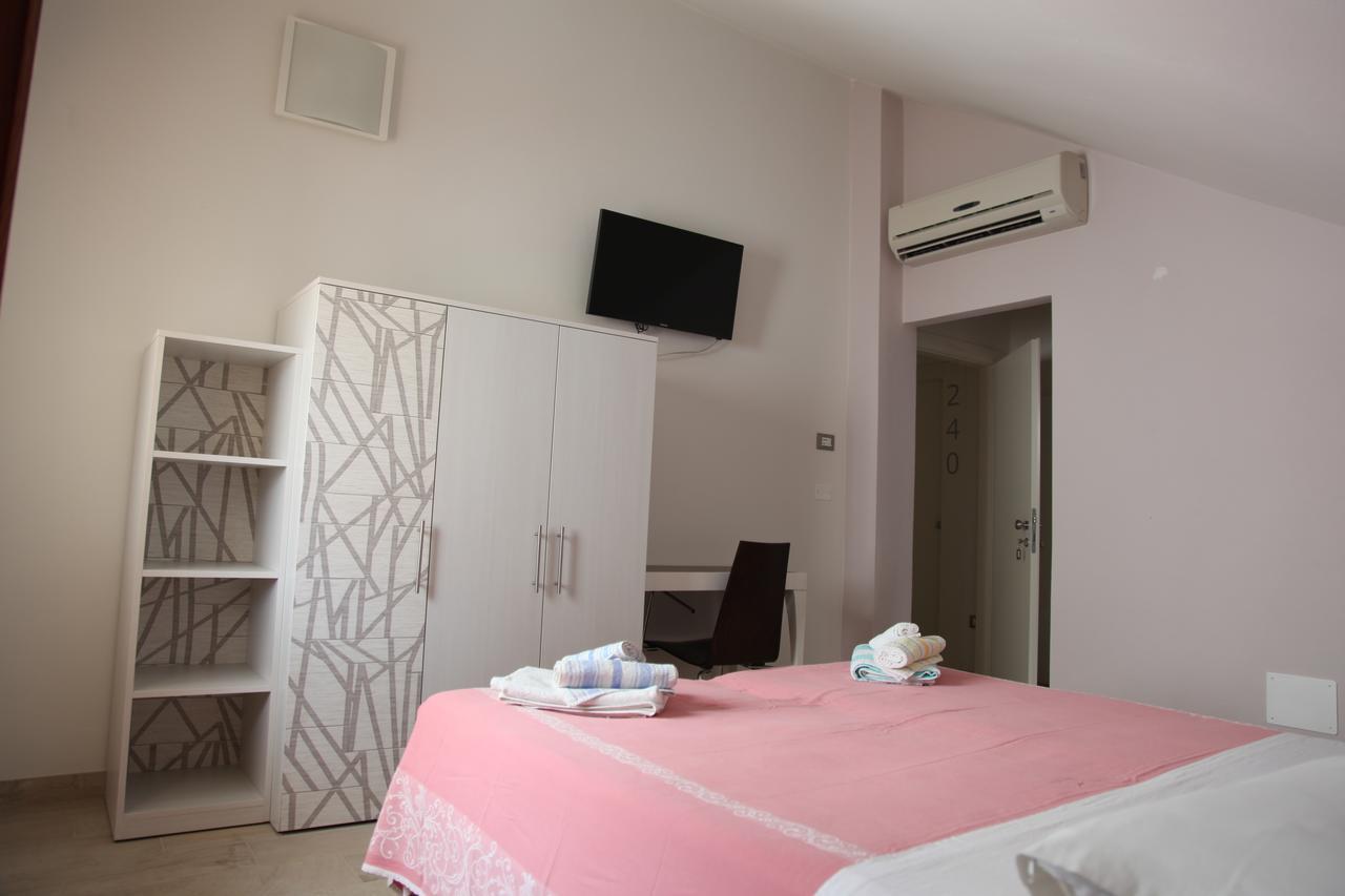 Hotel Silver Rimini Extérieur photo